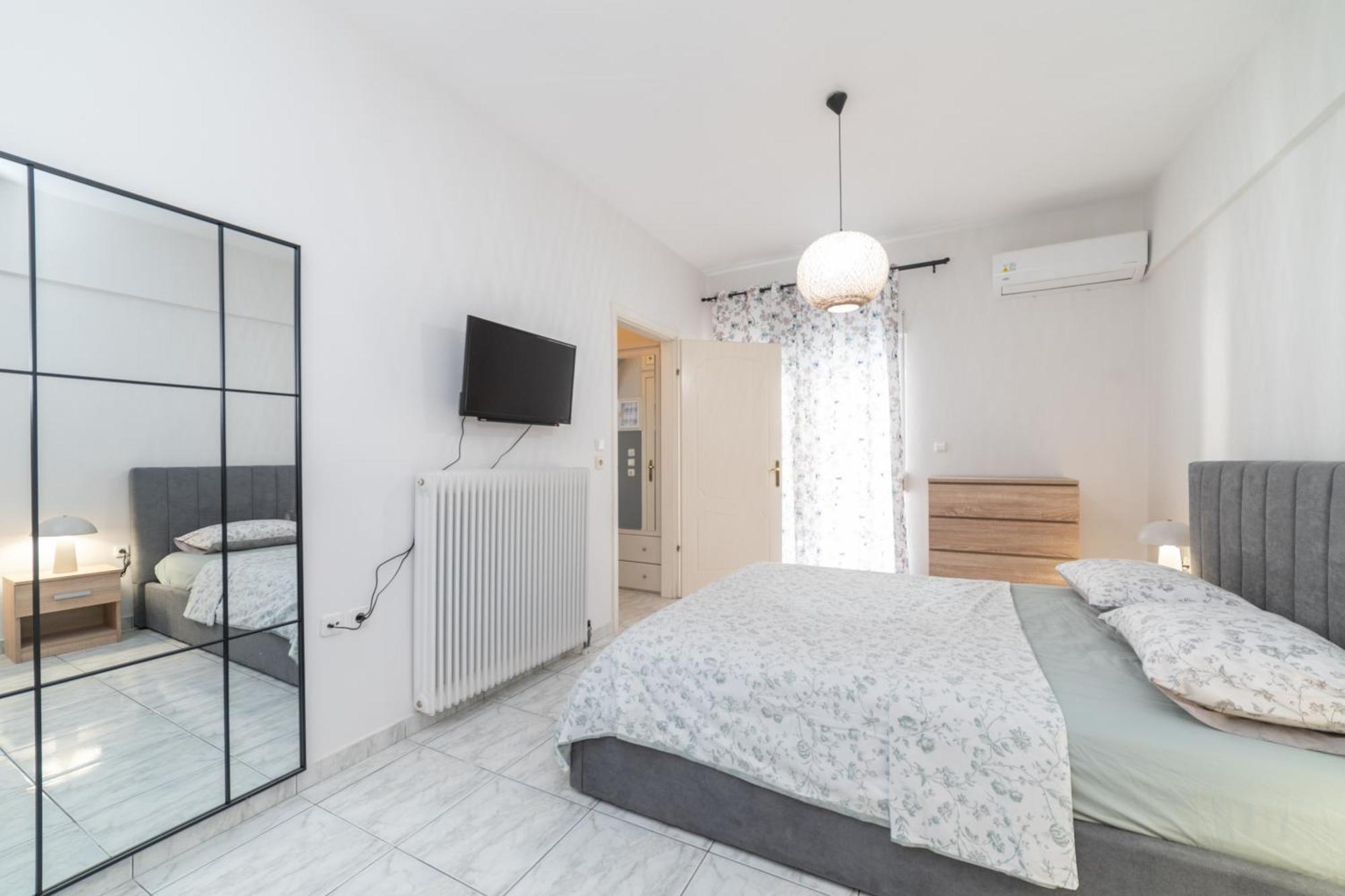 Ninas Central Apartment Кавала Екстер'єр фото